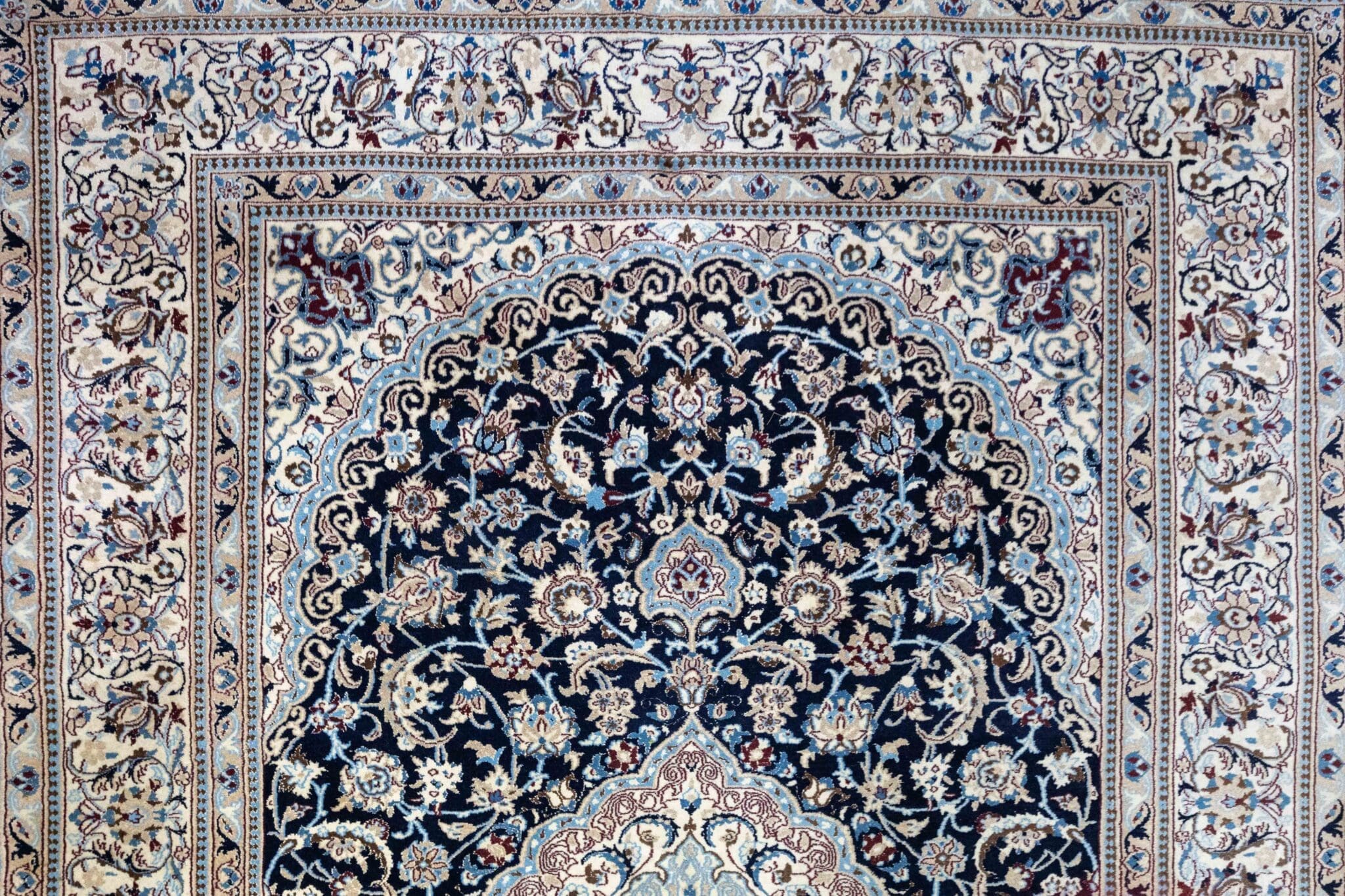Perserteppich Nain 349x246 cm Wolle handgeknüpft
