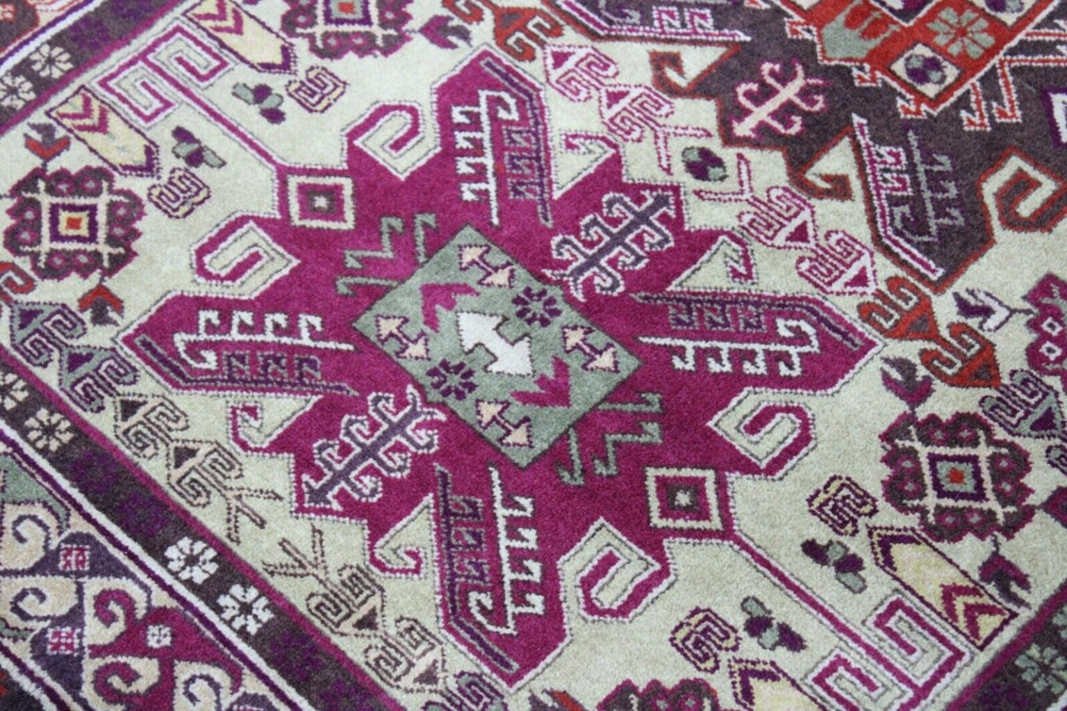 original-russischer-kazak-teppich-145x110-cm-top-zustand-handgeknupft-1-5 Orientteppich Kazak 184 x 122 cm Wolle handgeknüpft