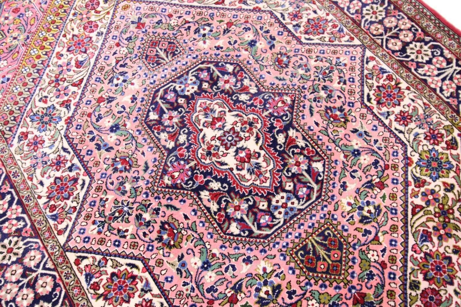 Perserteppich Ghom 184 x 122 cm Wolle handgeknüpft
