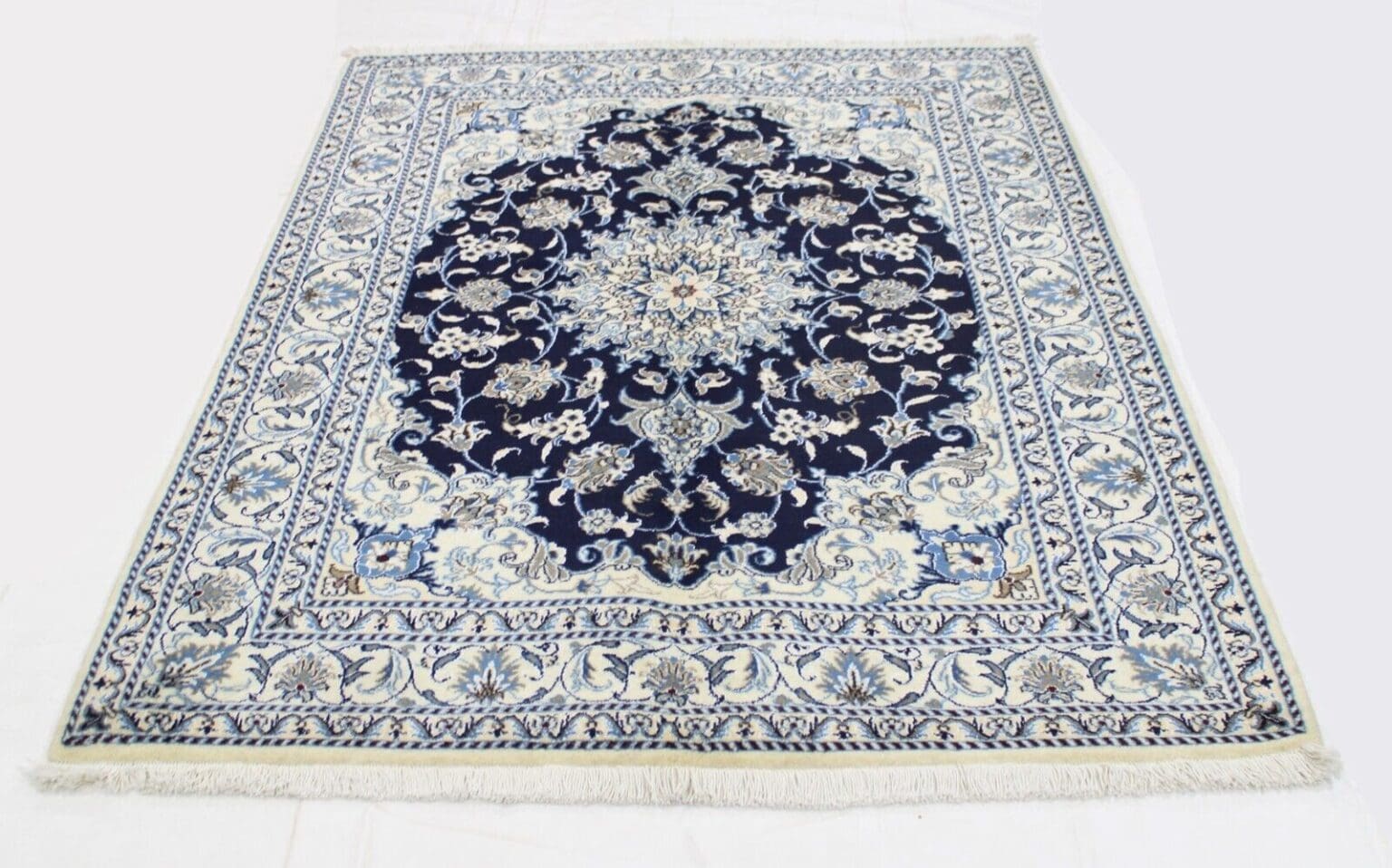 Perserteppich Nain Kaschmir 201 x 150 cm Wolle handgeknüpft