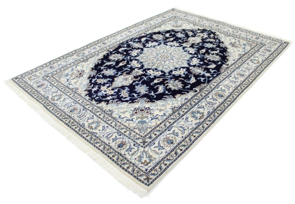 Perserteppich Nain 240 x 169 cm Wolle handgeknüpft