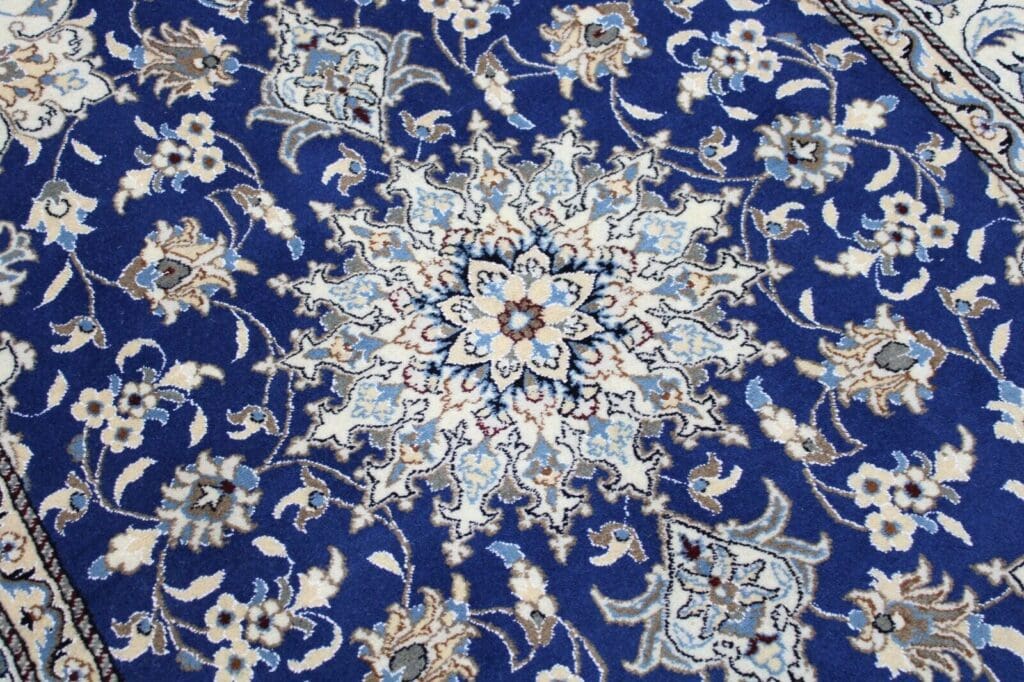 Perserteppich Nain 202x150 cm Wolle handgeknüpft