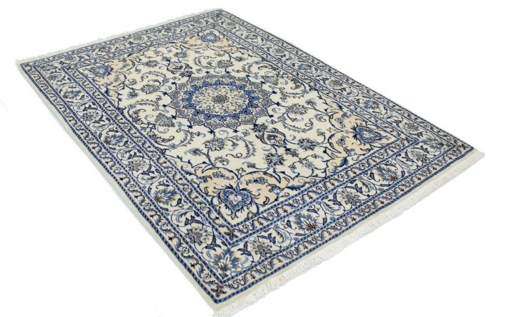 Perserteppich Nain 204 x 145 cm Wolle handgeknüpft
