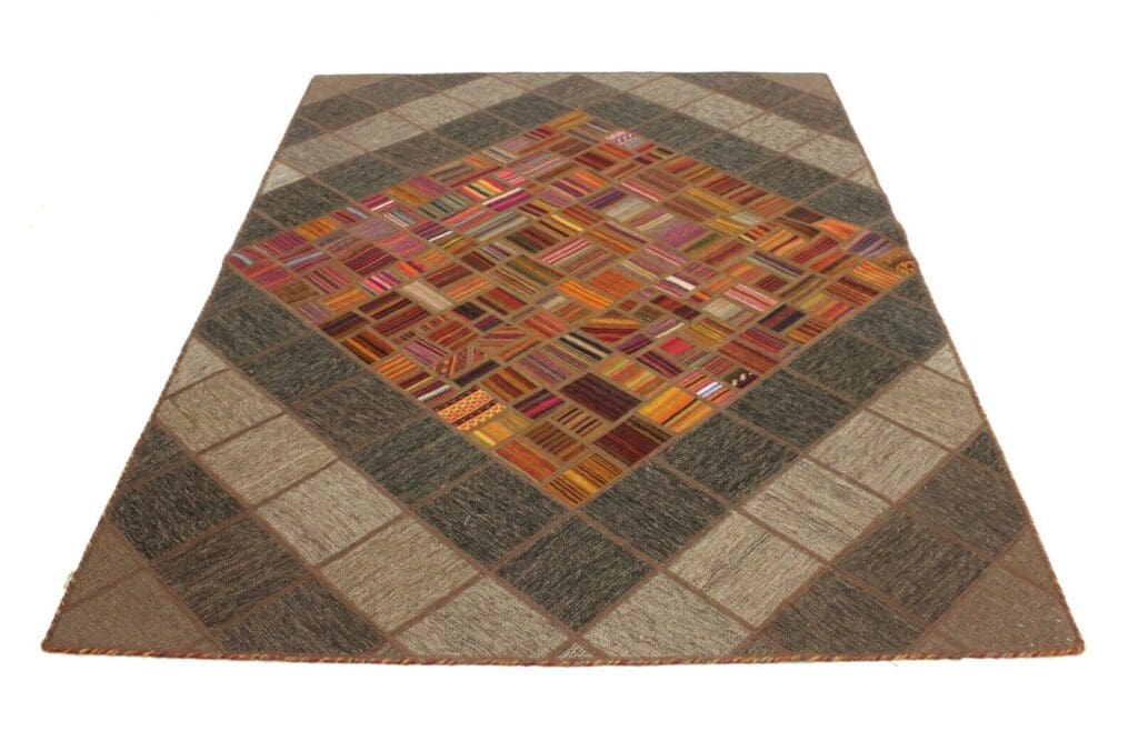 Orientteppich 233 x 160 cm Wolle handgewebt