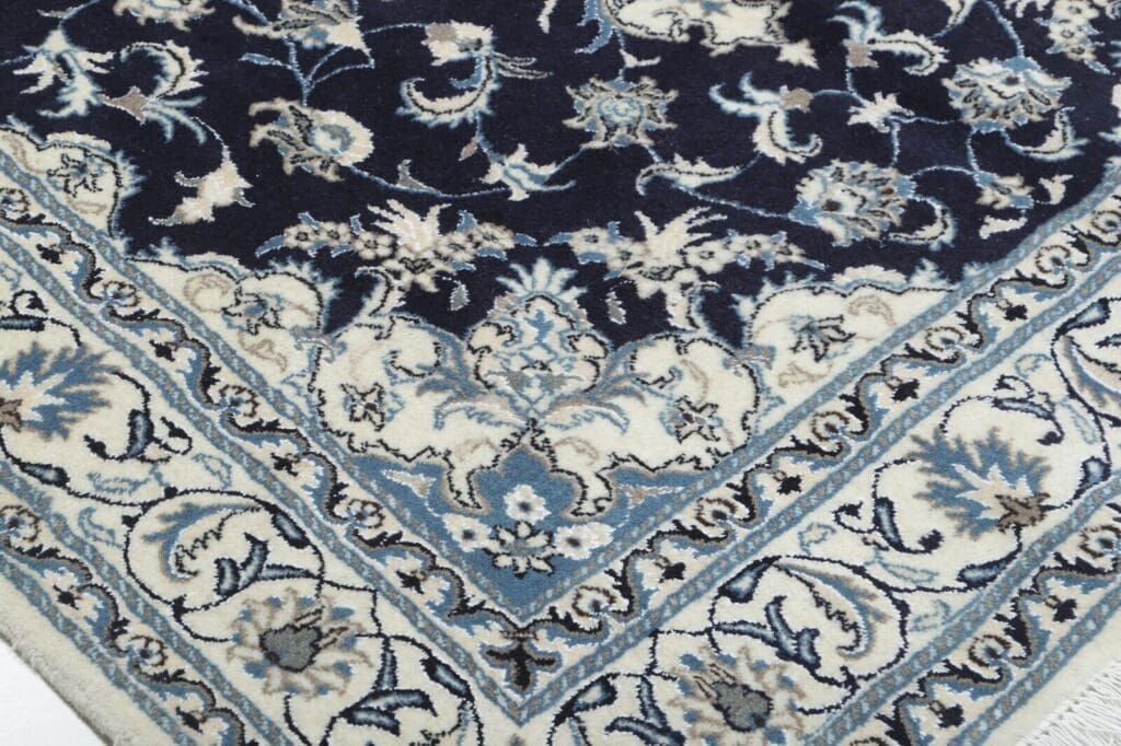 Perserteppich Nain Kaschmir 242 x 170 cm Wolle handgeknüpft