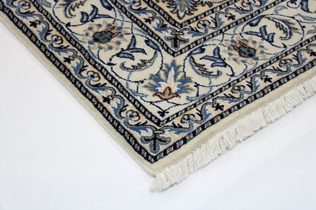 Perserteppich Nain 237 x 170 cm Wolle handgeknupft