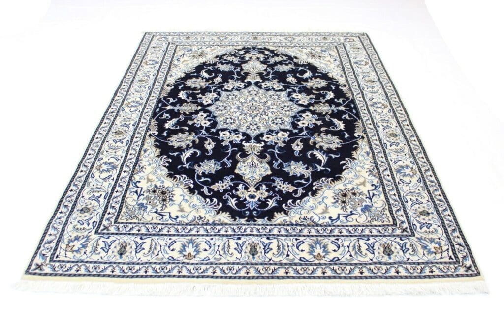Perserteppich Nain 234 x 166 cm Wolle handgeknüpft