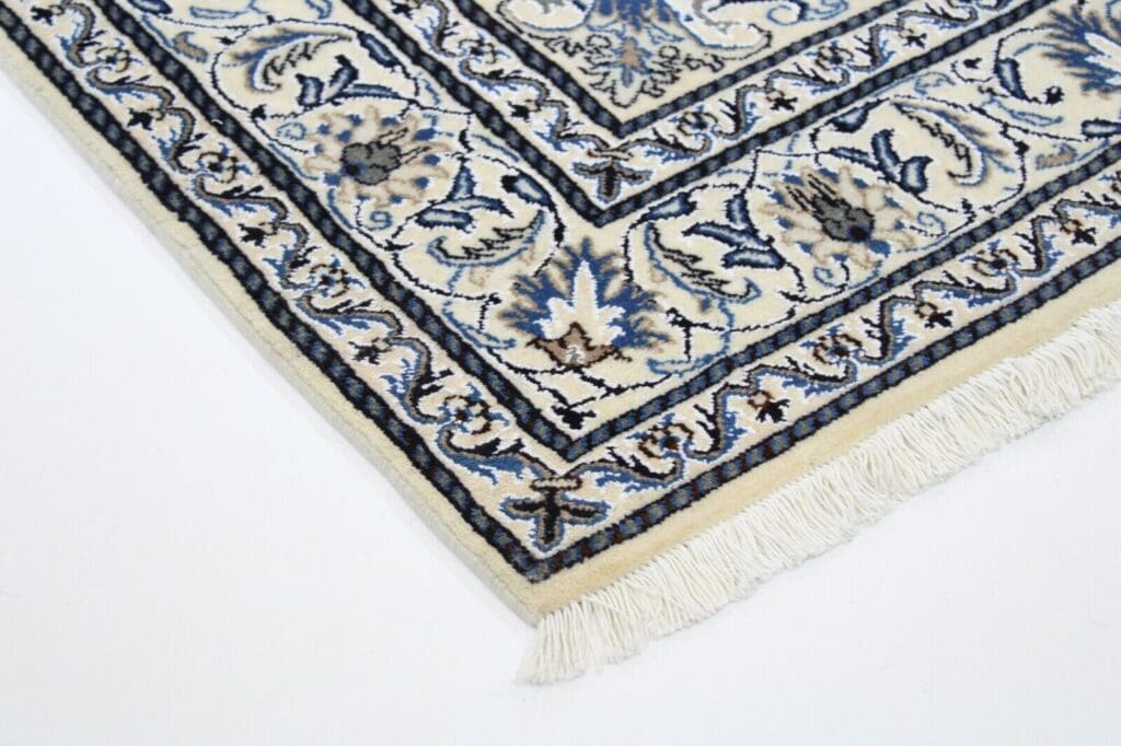 Perserteppich Nain 234 x 166 cm Wolle handgeknüpft