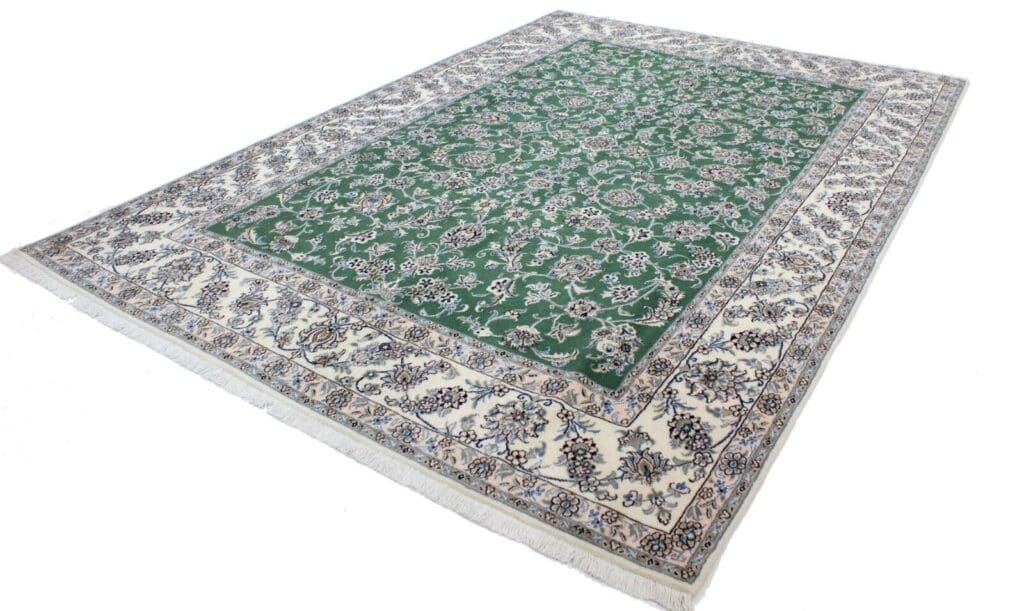 Perserteppich Nain 360x245 cm Wolle handgeknüpft