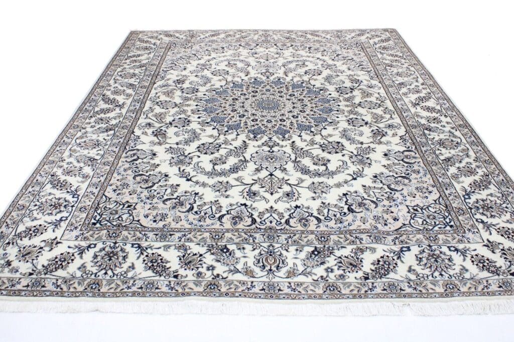 Perserteppich Nain 344x248 cm Wolle handgeknüpft