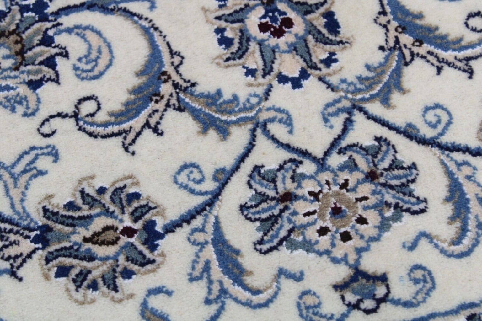 original-perserteppich-nain-150x150-cm-top-zustand-handgeknupft-5 Perserteppich Nain 150 x 150 cm Wolle handgeknüpft