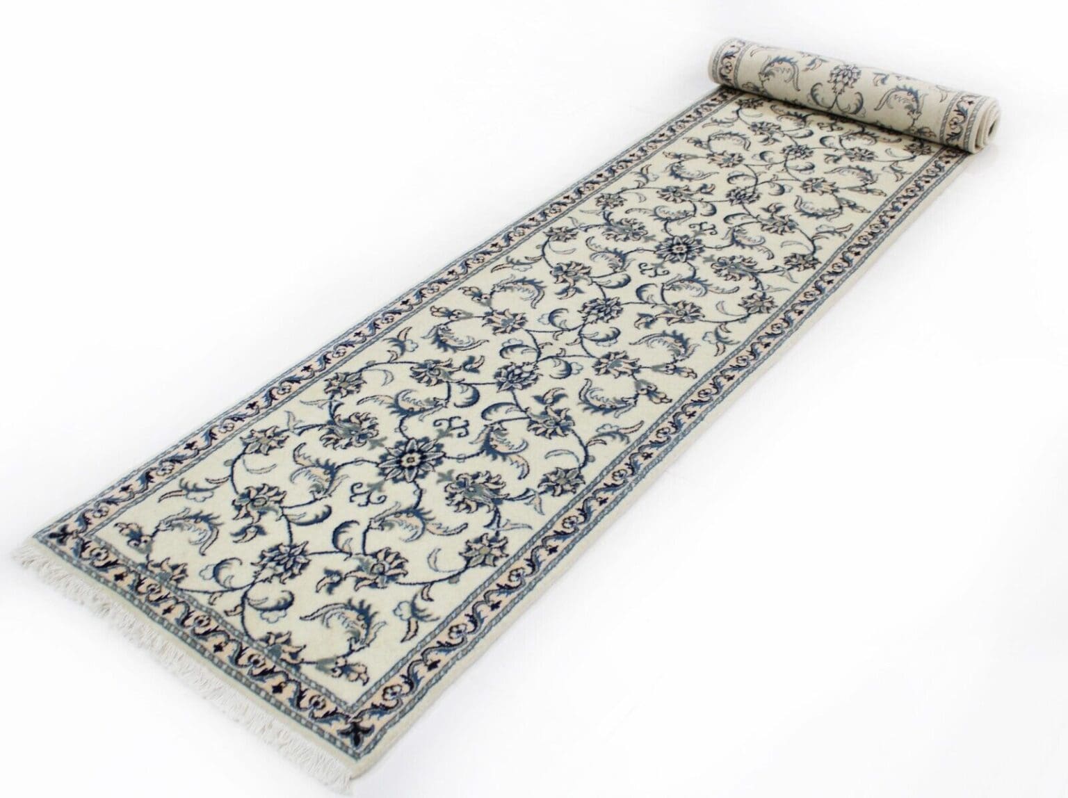 Perserteppich Nain 382 x 77 cm Wolle handgeknüpft