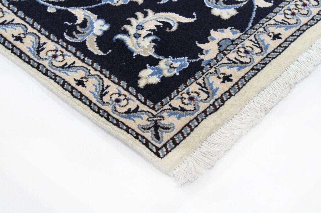 Perserteppich Nain 388 x 77 cm Wolle handgeknotet
