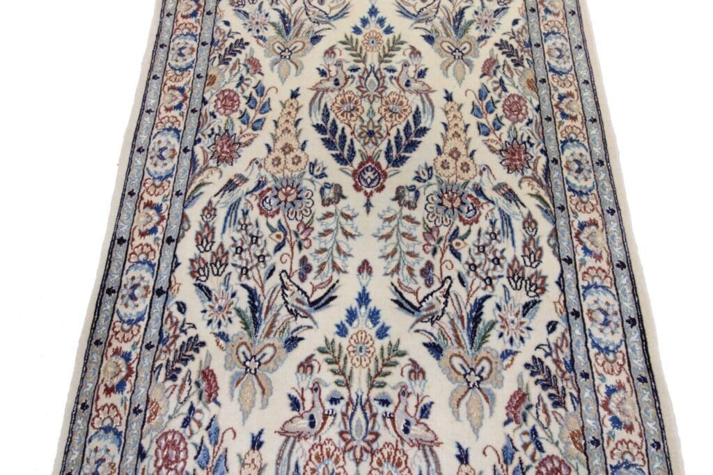 Perserteppich Nain 350 x 85 cm Seide handgeknüpft