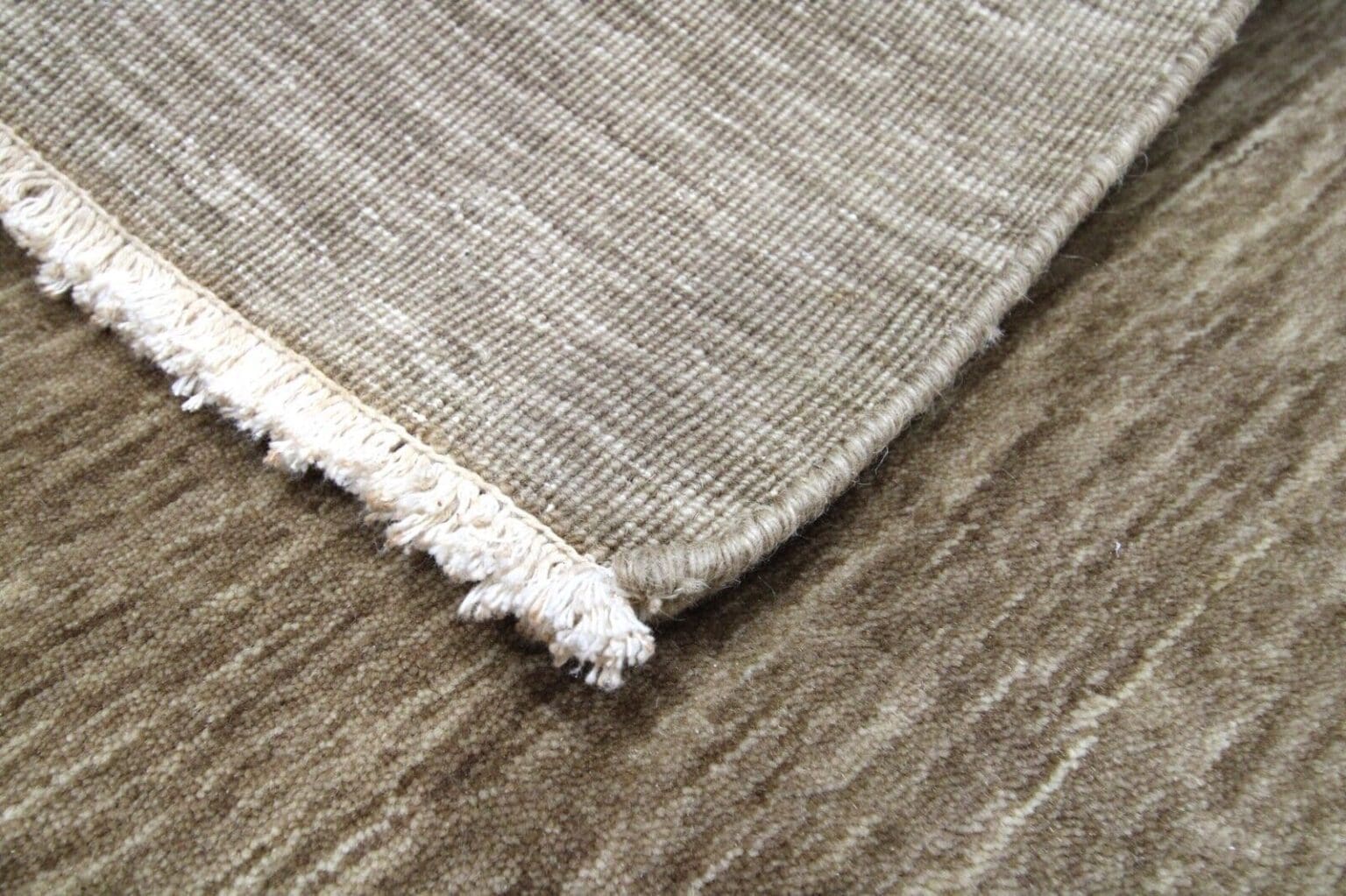 original-indo-modern-perserteppich-397-x-74-cm-einfarbig-handgeknupft-5 Orientteppich 397 x 74 cm Wolle handgeknüpft