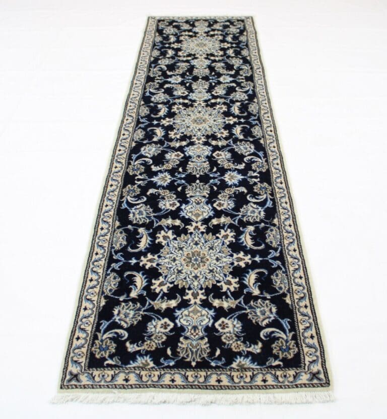 Perserteppich Nain 295 x 76 cm Wolle handgeknüpft