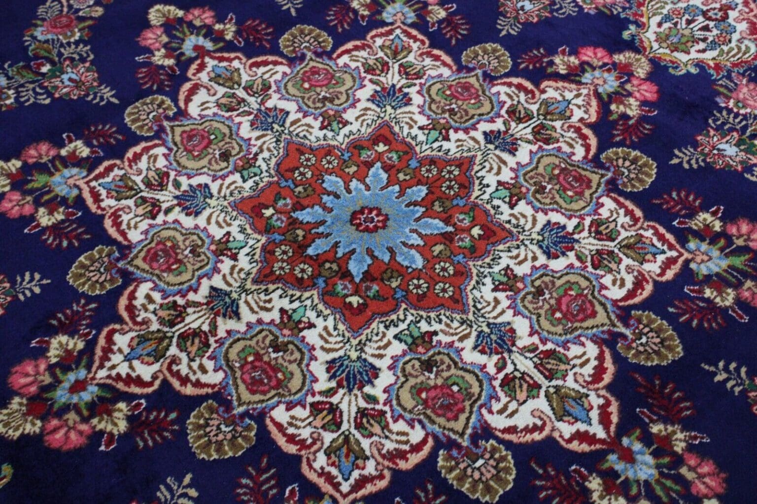 Perserteppich Täbriz 390 x 303 cm Wolle handgeknüpft