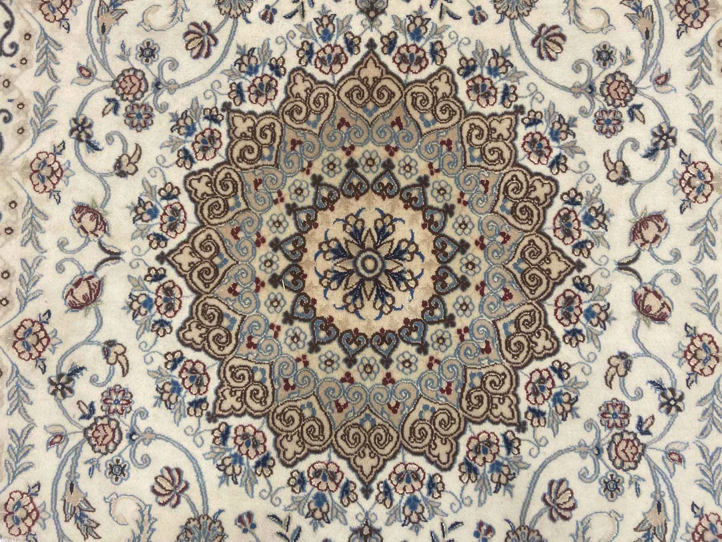 Perserteppich Nain 305x203 cm Wolle handgeknüpft