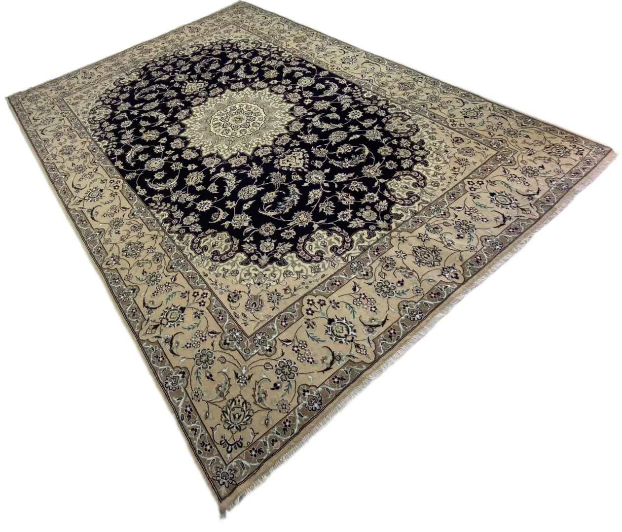 Perserteppich Nain 347 x 249 cm Wolle handgeknüpft