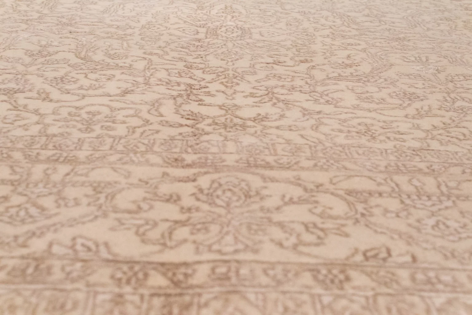 Orientteppich Täbris 308 x 245 cm Wolle Seide handgeknüpft