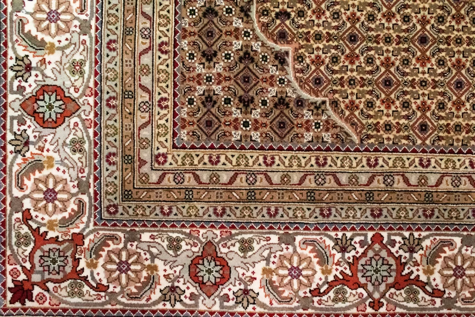 Orientteppich Täbris 306 x 249 cm Wolle-Seide handgeknüpft