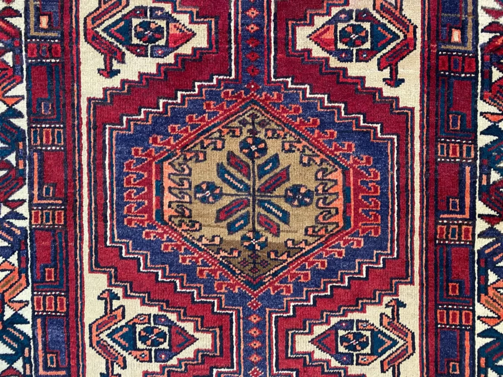 Perserteppich Meshkin 332 x 110 cm Schafwolle handgeknüpft