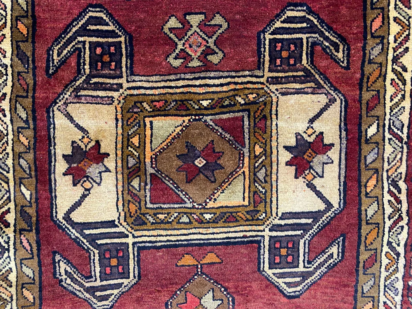 Perserteppich Meshkin 385 x 116 cm Wolle handgeknüpft