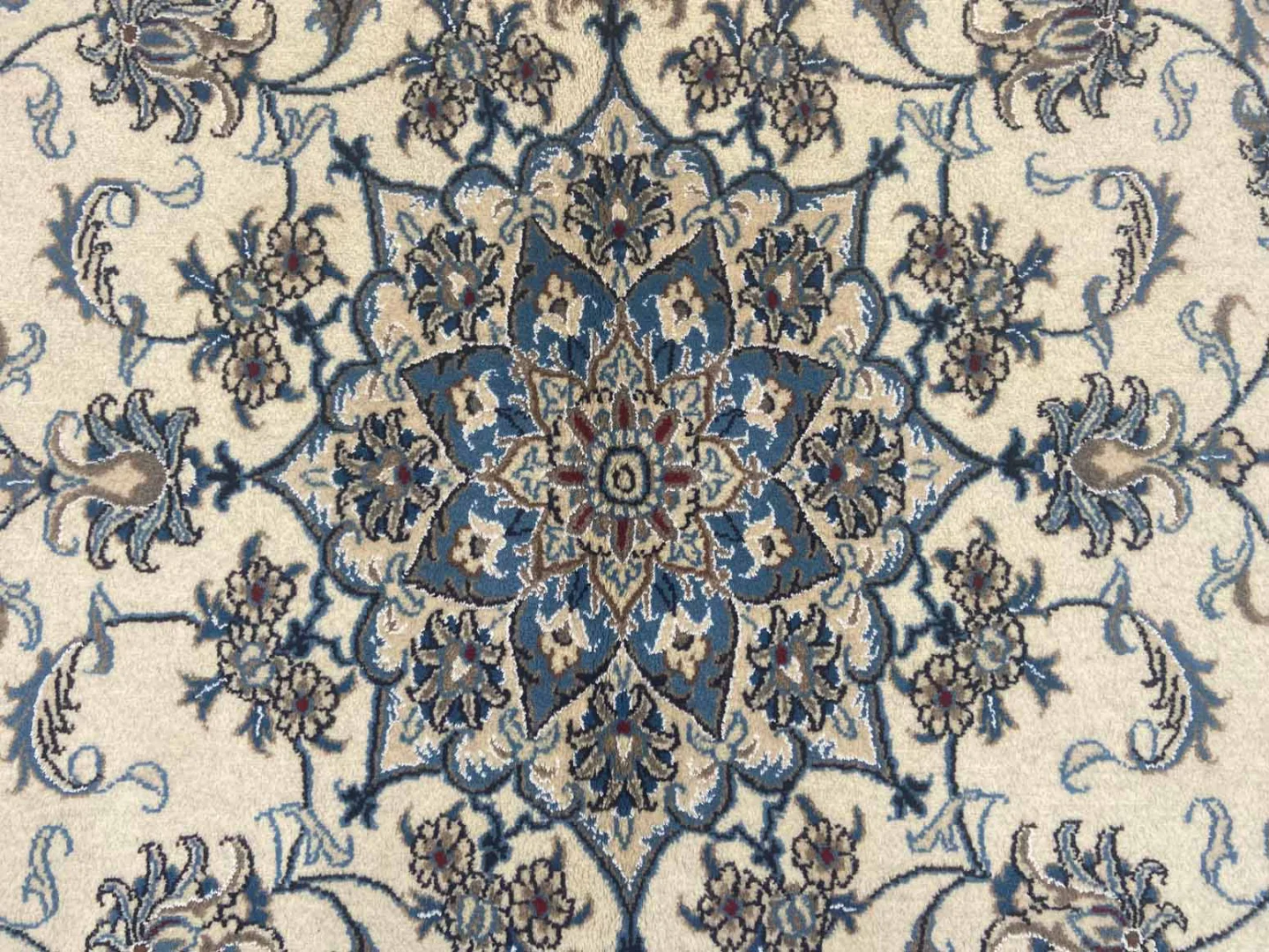 Perserteppich Nain 260 x 170 cm Wolle handgeknüpft