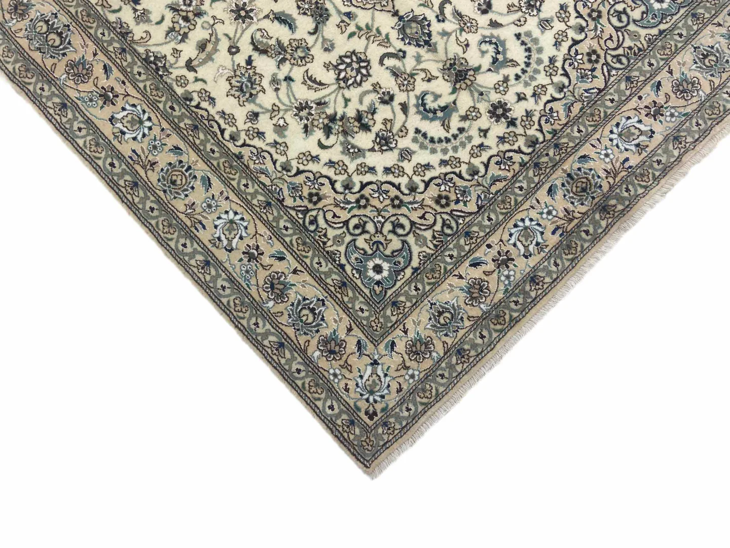 Perserteppich Nain 247 x 152 cm Wolle handgeknüpft