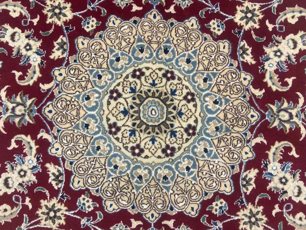 Perserteppich Nain 250 x 155 cm Wolle Seide handgeknüpft