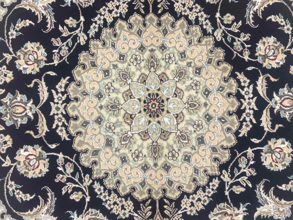 Perserteppich Nain 253 x 156 cm Wolle handgeknüpft