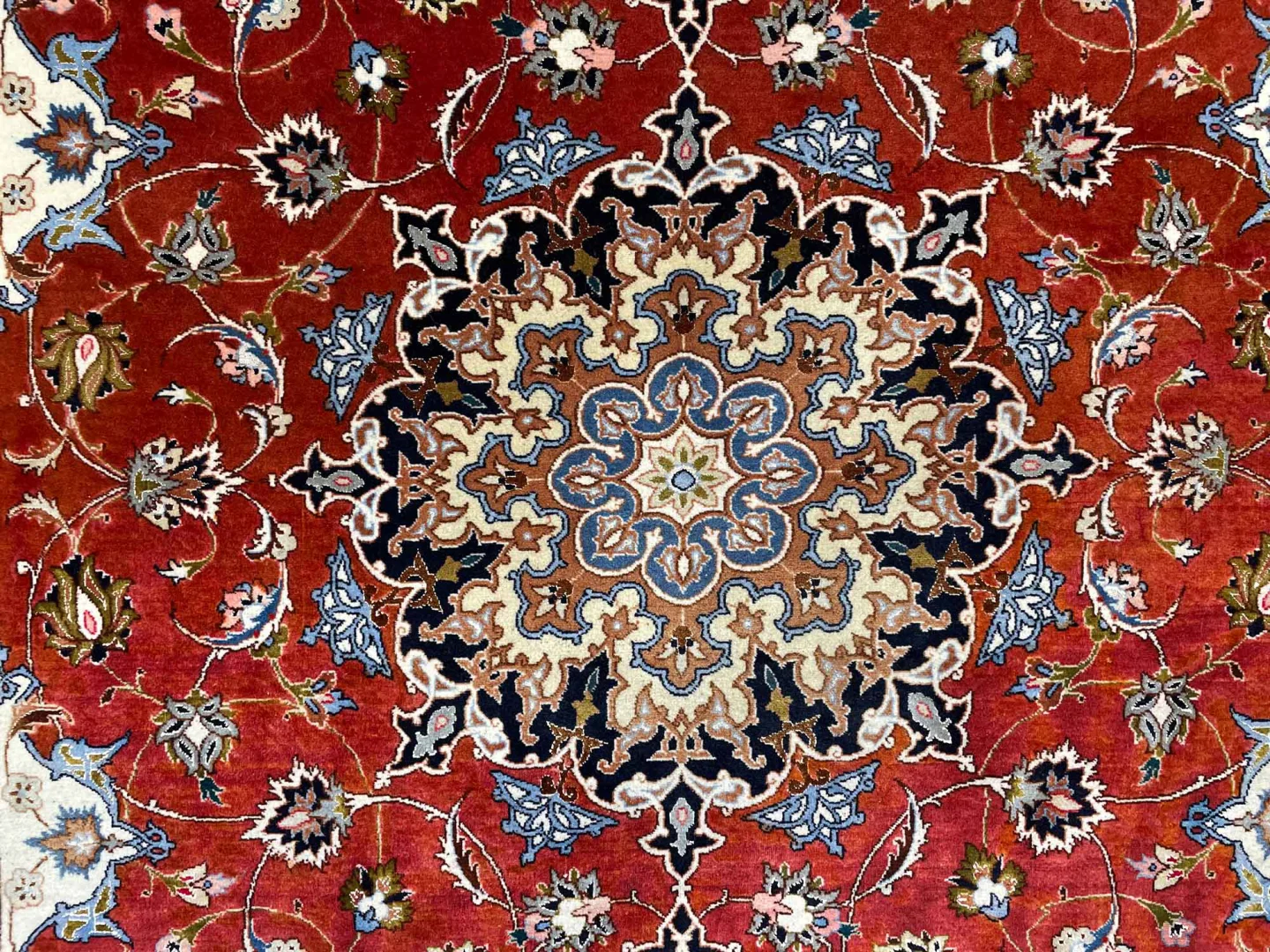 Perserteppich Täbris 200 x 152 cm Wolle Seide handgeknüpft