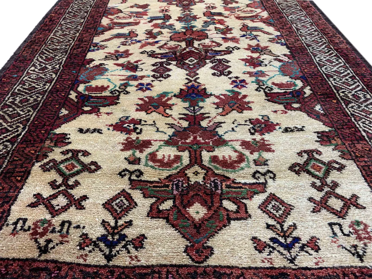 Perserteppich Balutsch 136 x 84 cm Wolle handgeknüpft