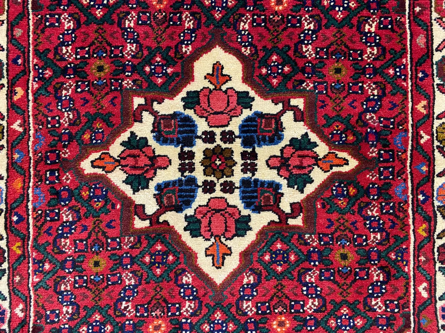 Perserteppich Hamadan 136 x 104 cm Wolle handgeknüpft