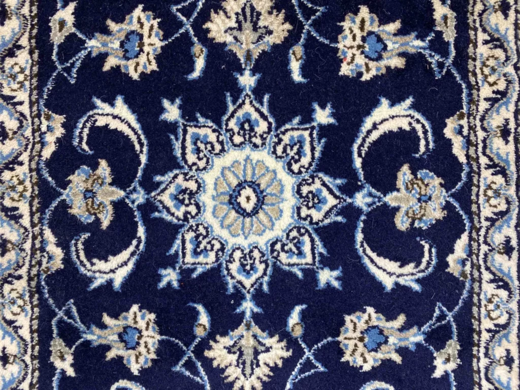 Perserteppich Nain 145 x 68 cm Wolle Seide handgeknüpft