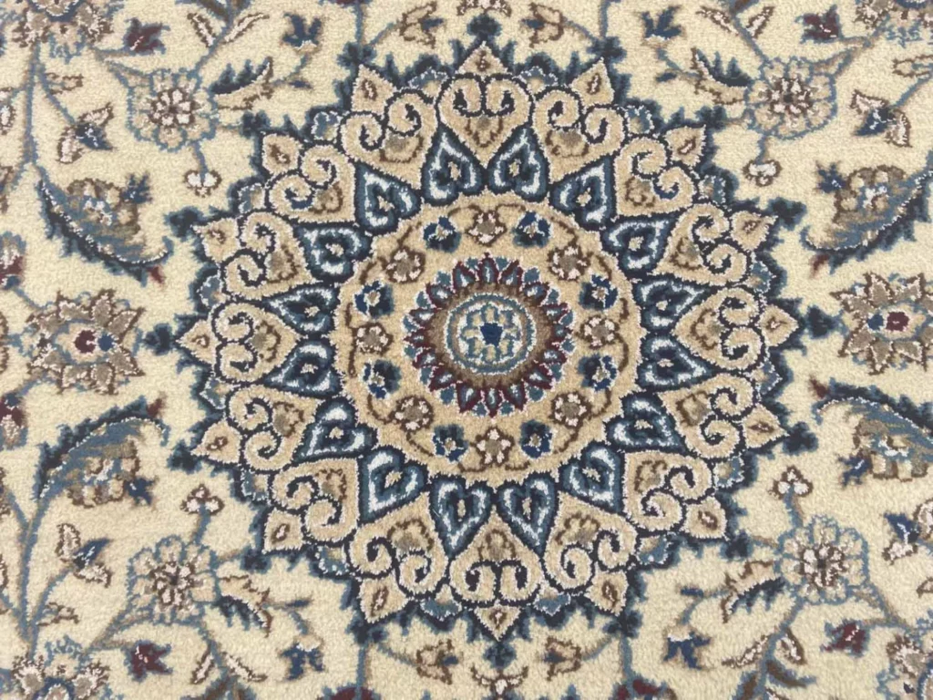 Perserteppich Nain 142 x 98 cm Wolle handgeknüpft