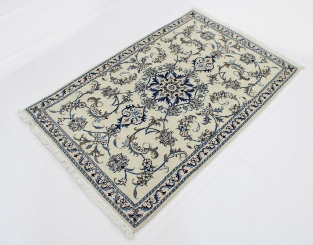 Perserteppich Nain 137 x 88 cm Wolle handgeknüpft