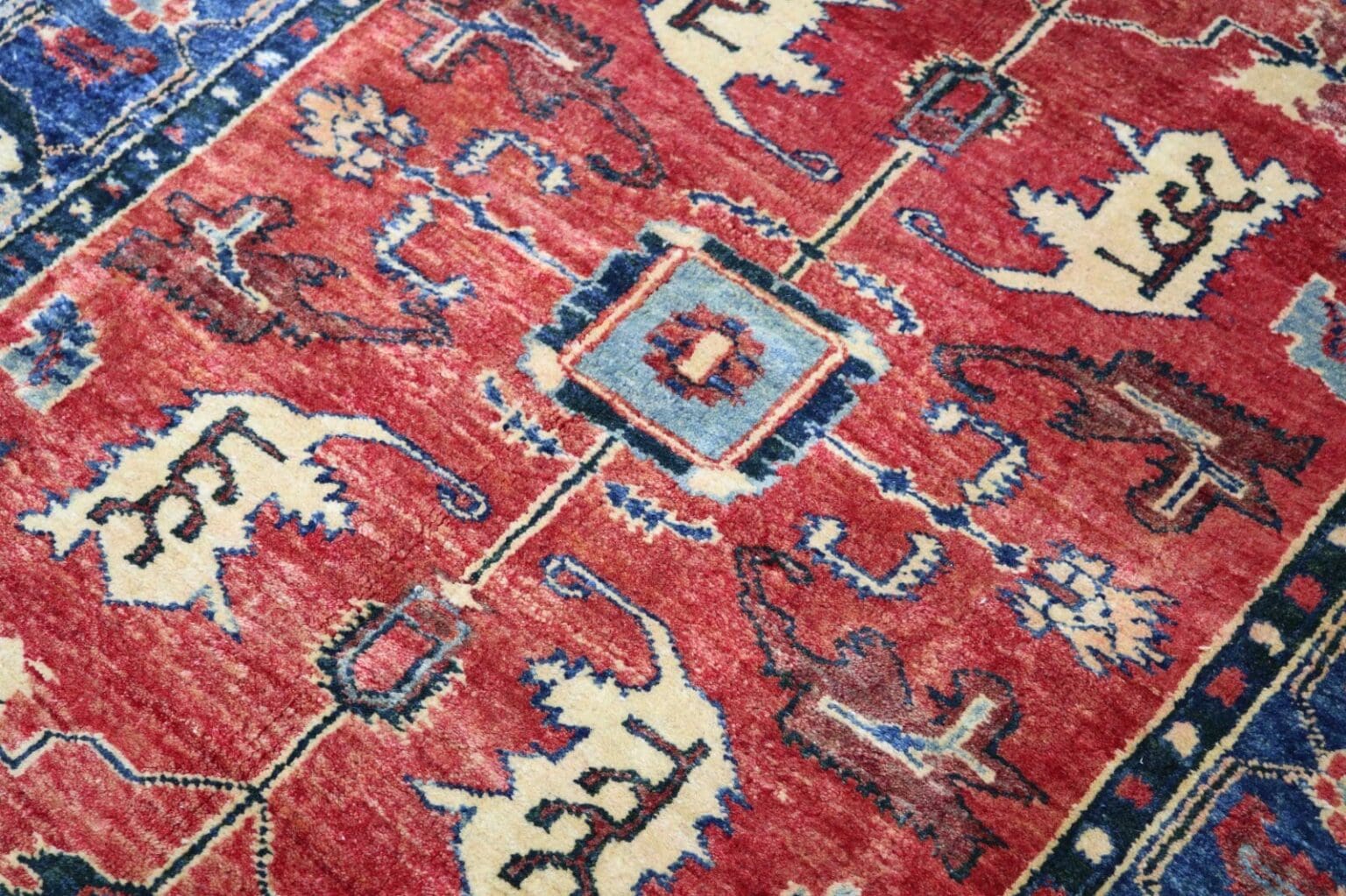 Orientteppich Aseri 161 x 138 cm Wolle handgeknüpft