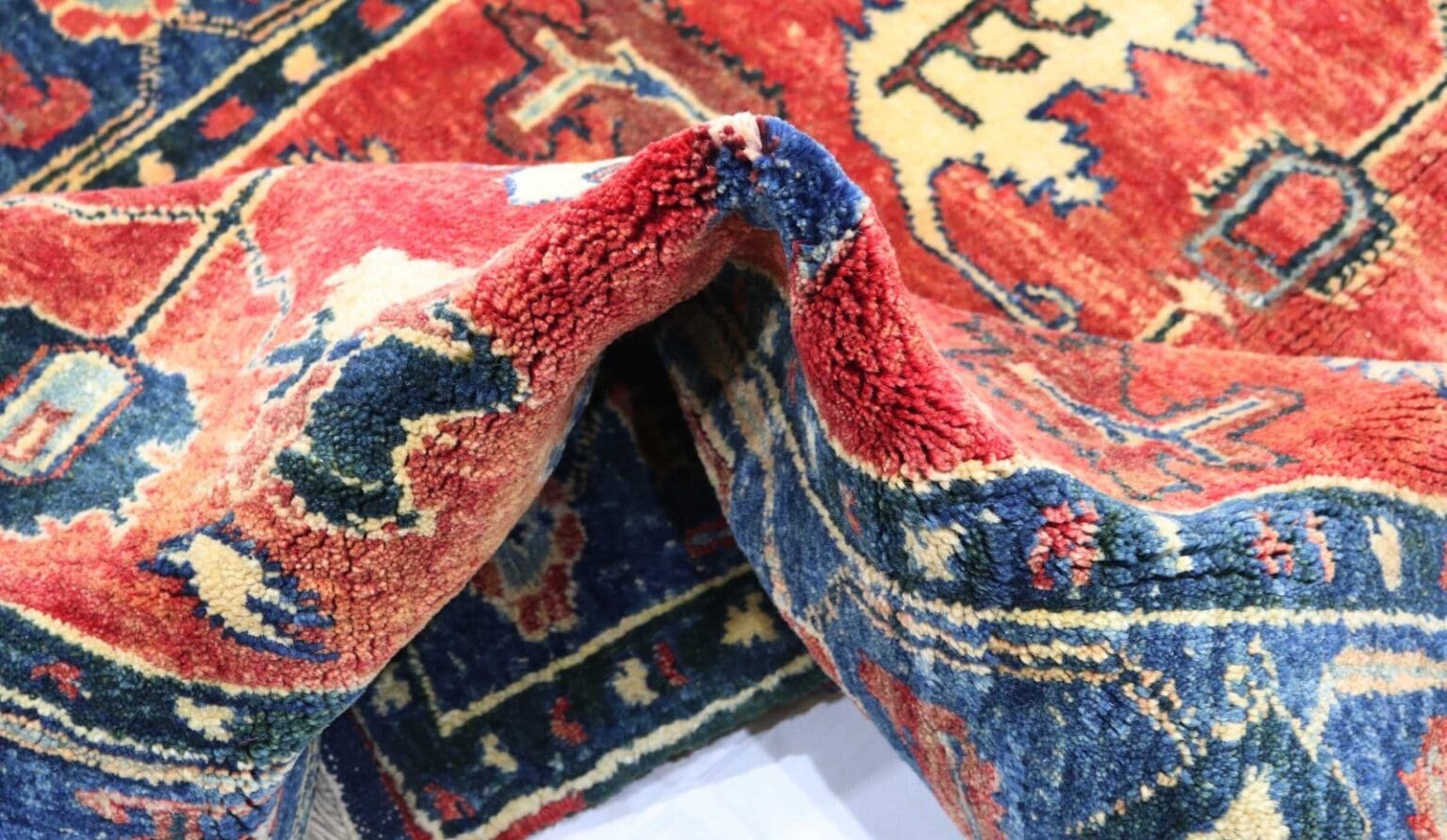 Orientteppich Aseri 161 x 138 cm Wolle handgeknüpft