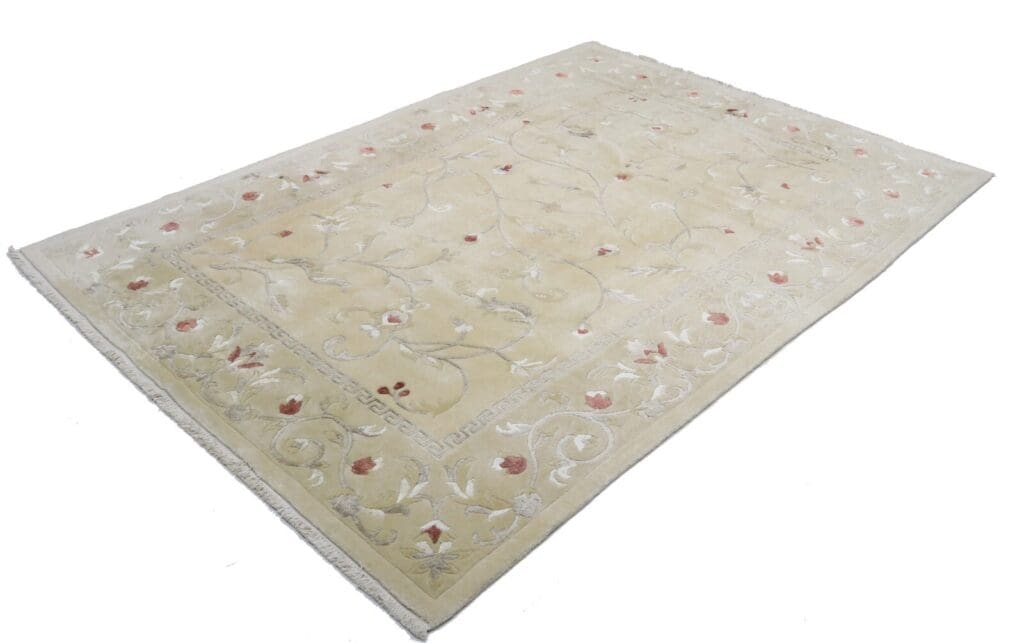 nepal-handgeknupfter-orientteppich-240x170-cm-mit-seide-1 Orientteppich Nepal 240 x 170 cm Wolle handgeknüpft