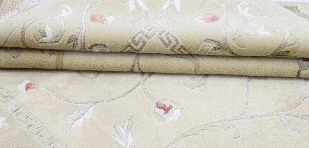nepal-handgeknupfter-orientteppich-240x170-cm-mit-seide-9 Orientteppich Nepal 240 x 170 cm Wolle handgeknüpft
