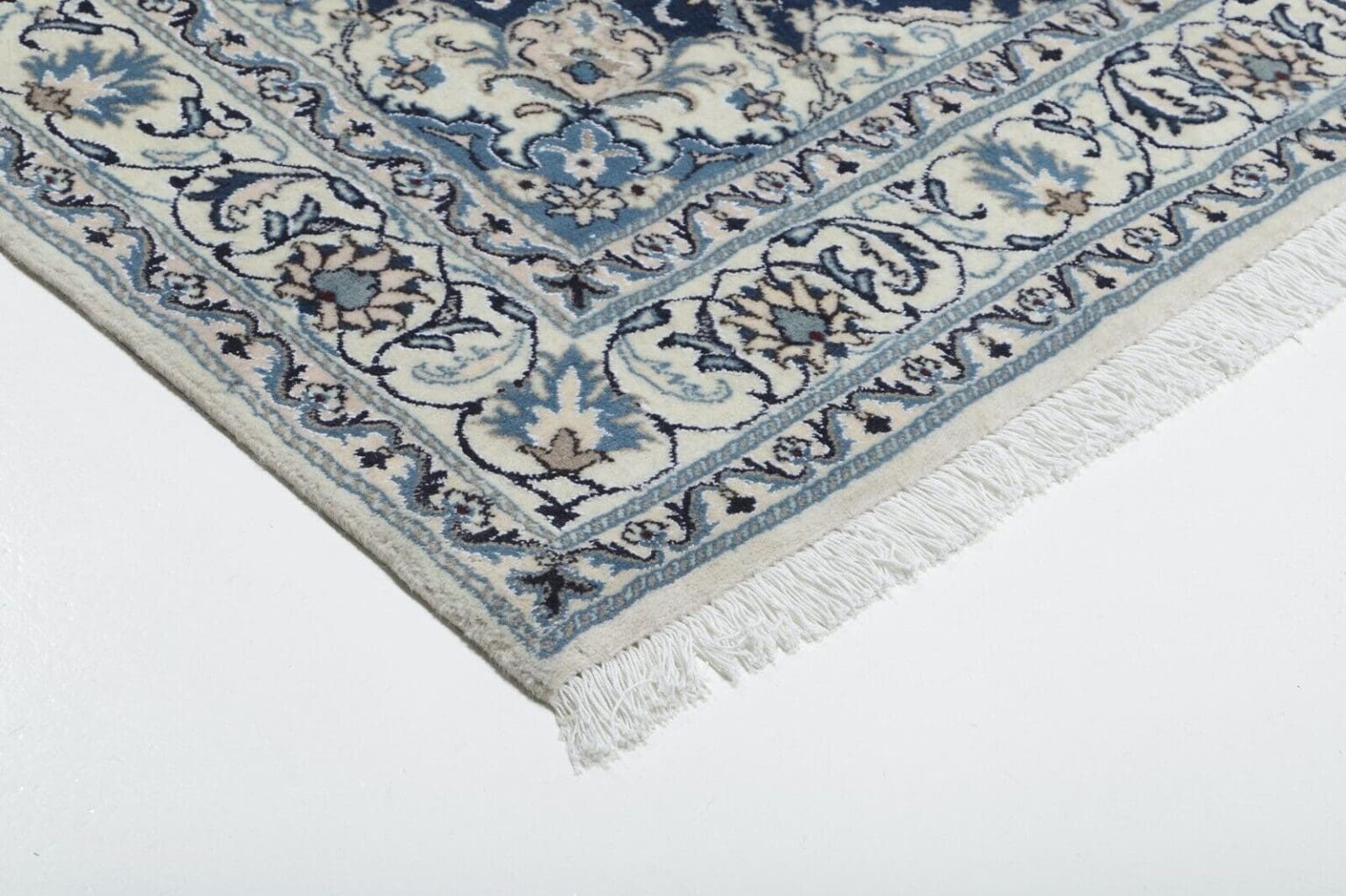 Perserteppich Nain Kaschmir 244 x 166 cm Wolle handgeknüpft
