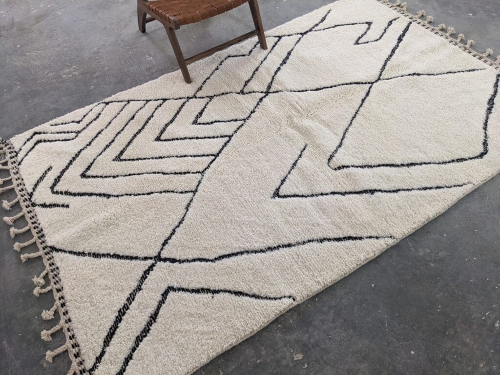 Orientteppich Berber 270 x 165 cm Wolle handgeknüpft
