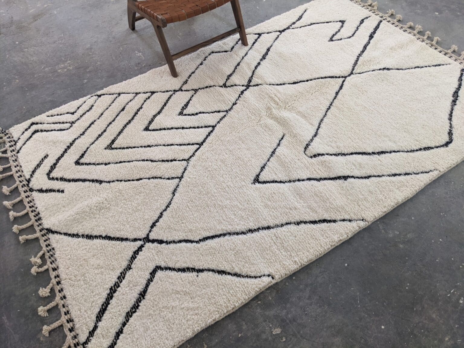 Orientteppich Berber 270 x 165 cm Wolle handgeknüpft