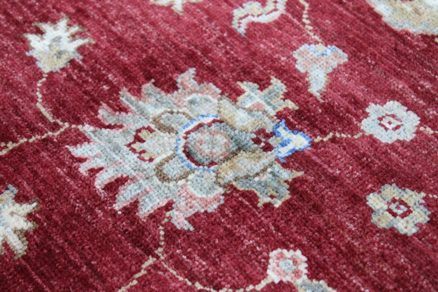 Orientteppich Pakistan 258 x 182 cm Wolle handgeknüpft