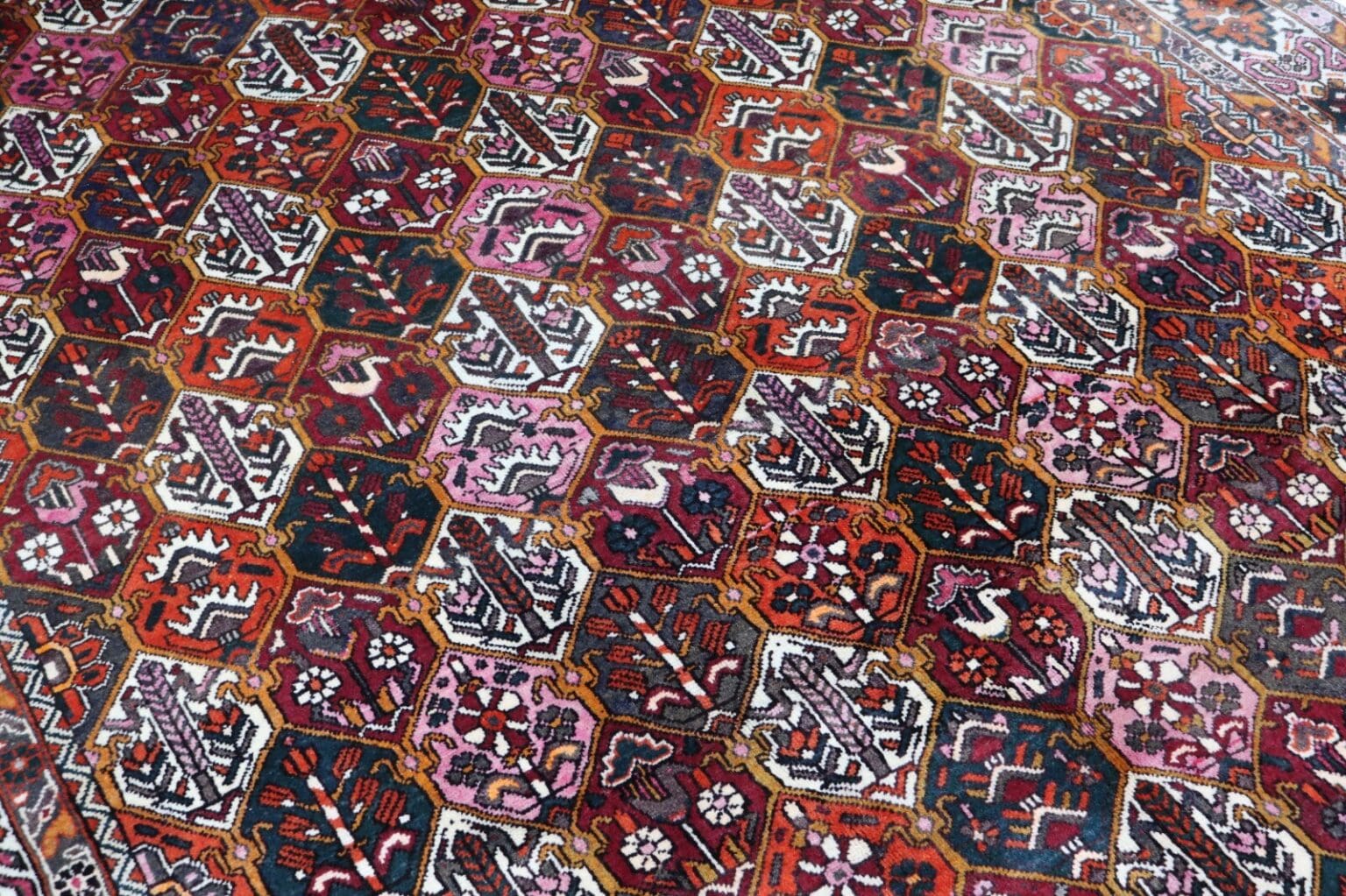 Perserteppich Bakhtiar 310 x 210 cm Wolle handgeknüpft