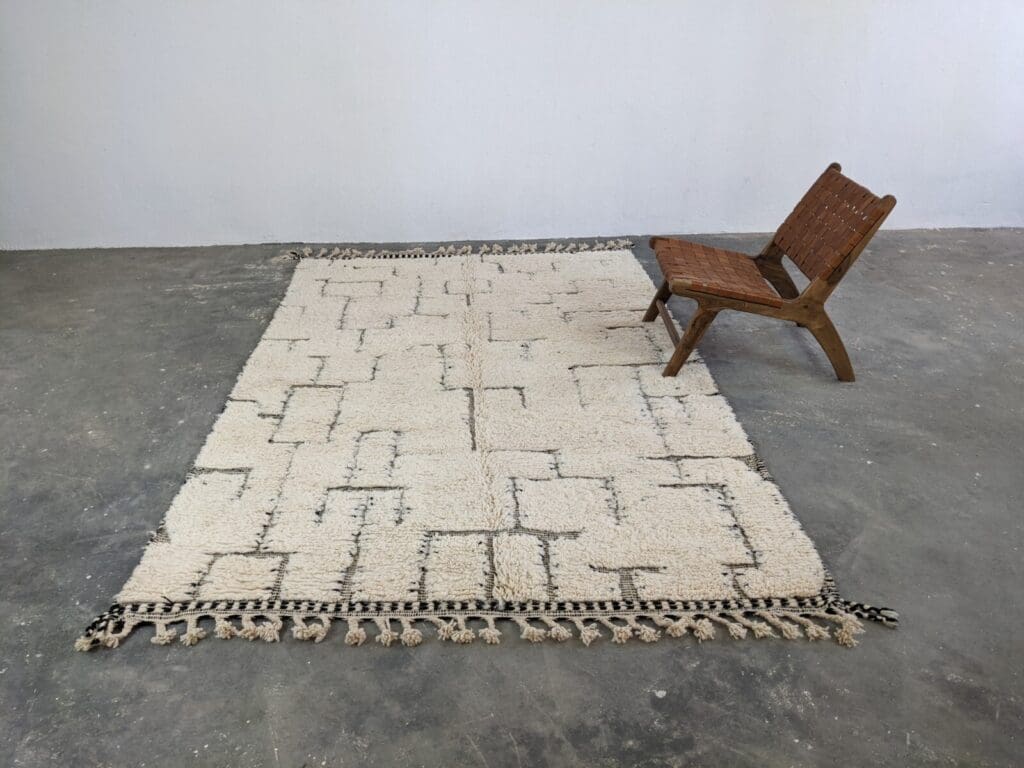 Orientteppich Beni Ourain 305 x 210 cm Wolle handgeknüpft