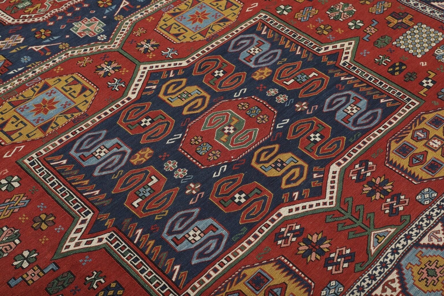 Orientteppich Sumach Varni 310 x 220 cm Wolle handgewebt