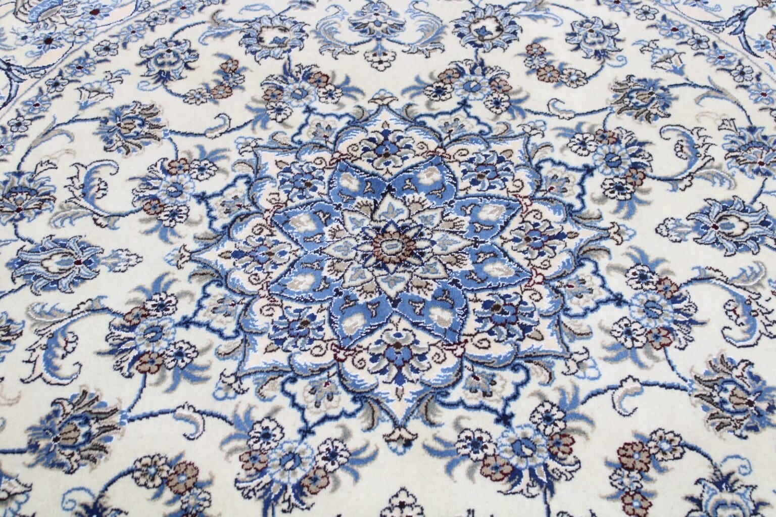 Perserteppich Nain Kaschmir 200x200 cm Wolle handgeknüpft