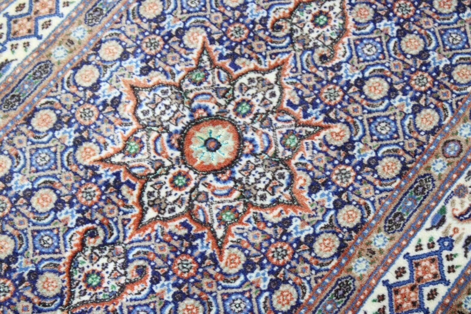 Orientteppich Moud 140 x 75 cm Wolle handgeknüpft